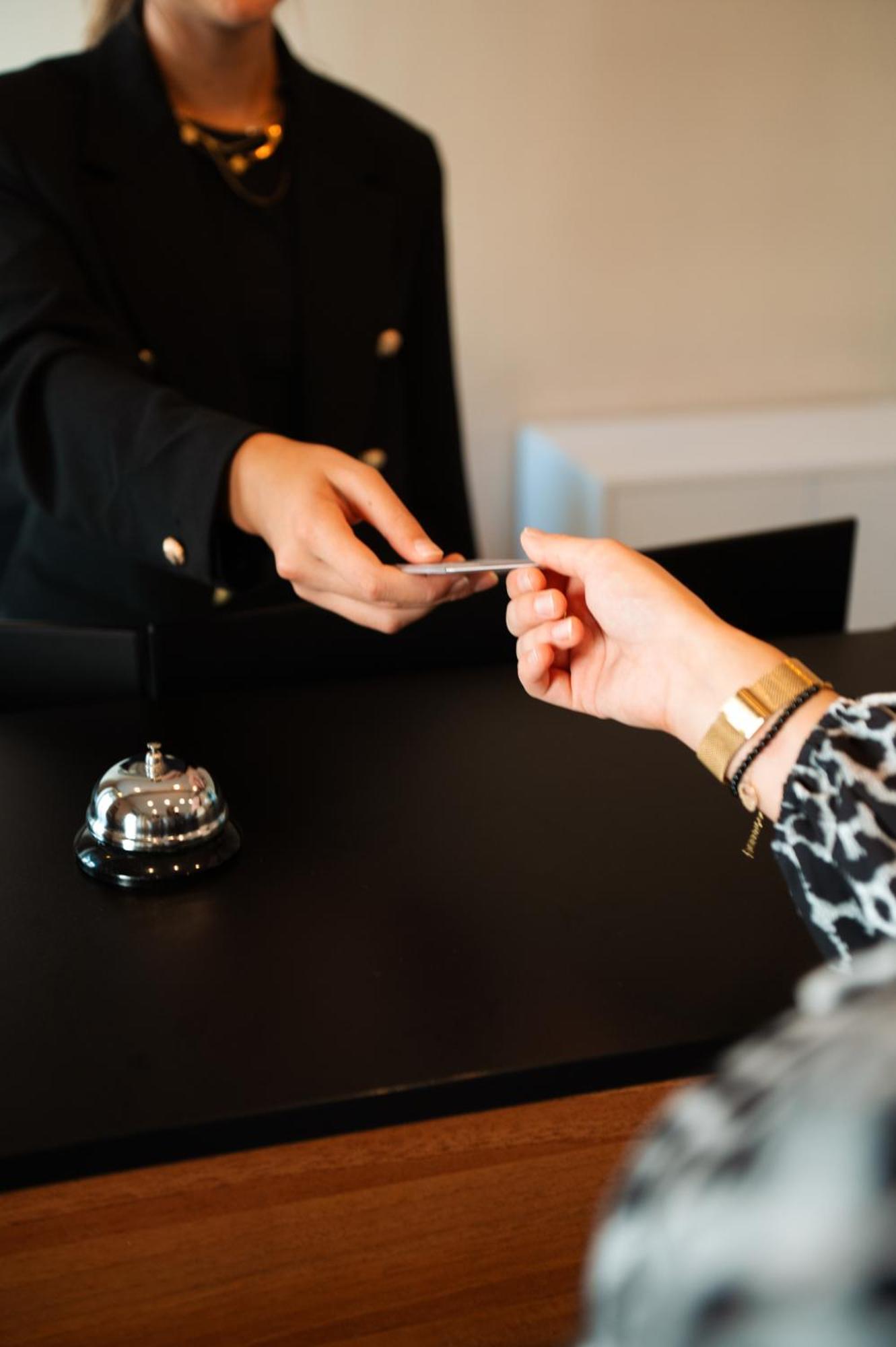 Hotel Bellevue Brest Bagian luar foto