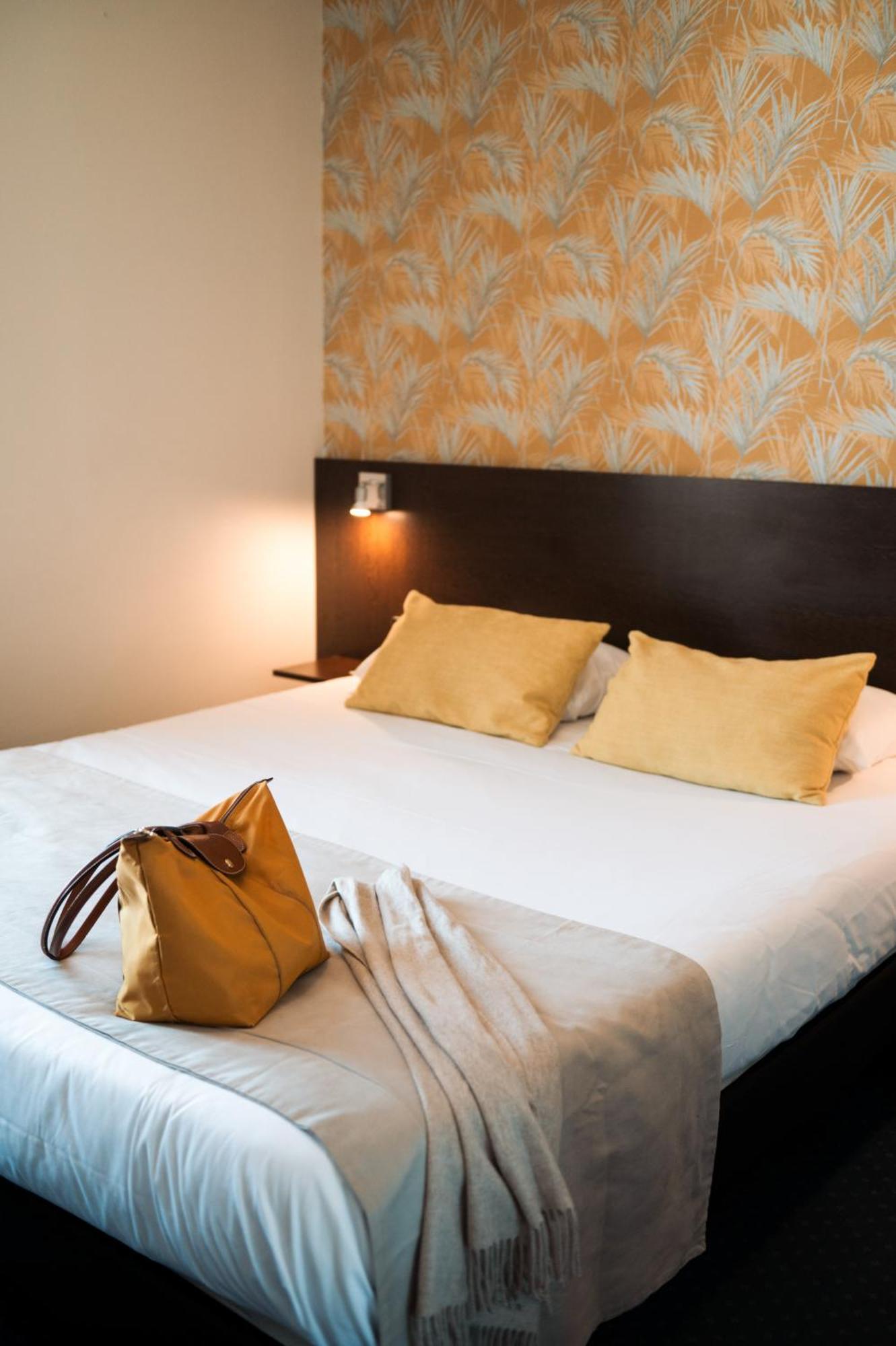 Hotel Bellevue Brest Bagian luar foto